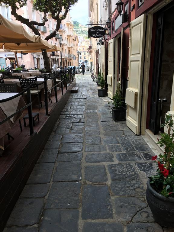 Almayer La Locanda Gaeta Buitenkant foto